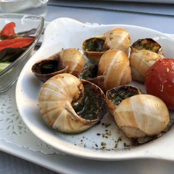 Le Cochon Bleu - Escargot - French Near Me - Avignon, 84