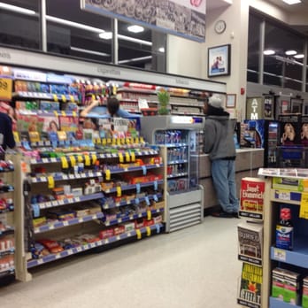 Walgreens - customers in a grocery store - Drugstores Near Me - Olympia, Washington