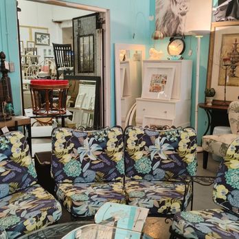 Vintage Post Marketplace - Furniture & decor - Antiques Near Me - Tampa, Florida Vintage Post Marketplace - Furniture & decor - Antiques Near Me - Tampa, Florida