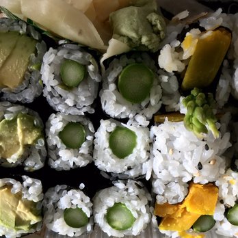 Kiro Sushi - Avo maki, asparagus maki and squash and asparagus rolls - Japanese Near Me - Toronto, Ontario