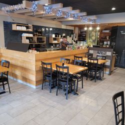 Kazoku Sushi
