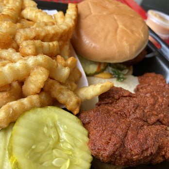 Dave's Hot Chicken - Medium hot chicken tender and slider! - Chicken Shop Near Me - Glendale, California Dave's Hot Chicken - Medium hot chicken tender and slider! - Chicken Shop Near Me - Glendale, California