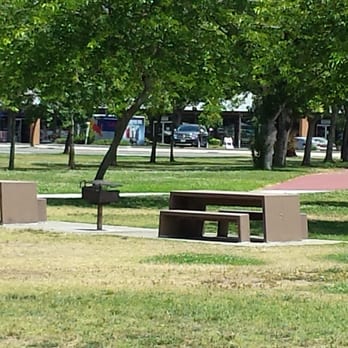 De Anza Park - Picnic Tables - Parks Near Me - San Jose, California De Anza Park - Picnic Tables - Parks Near Me - San Jose, California