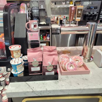 Stan's Donuts & Coffee - Donuts Near Me - Schaumburg, Illinois Stan's Donuts & Coffee - Donuts Near Me - Schaumburg, Illinois