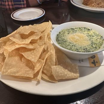Carlyle - Hot Spinach & Artichoke Dip - New American Near Me - Arlington, Virginia