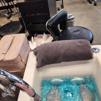 Nail Bar Milwaukee - Foot bath - Nail Salons Near Me - Milwaukee, Wisconsin Nail Bar Milwaukee - Foot bath - Nail Salons Near Me - Milwaukee, Wisconsin