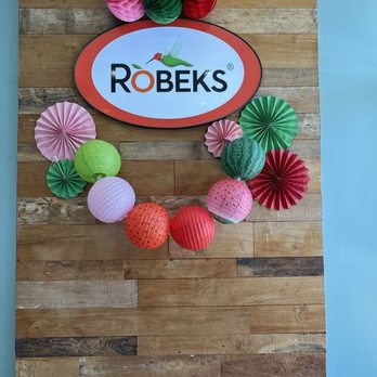 Elite Experience: Robeks - Inside photo op - Yelp Events Near Me - San Marcos, California