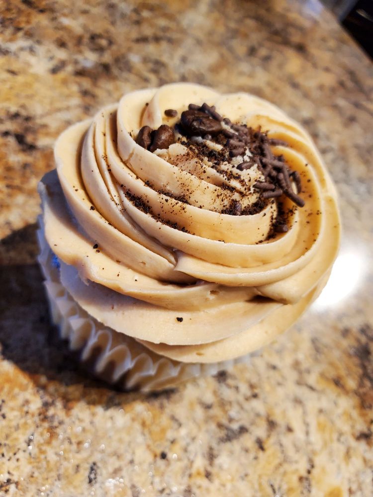 FLIRT CUPCAKES Updated November 2024 52 Photos & 63 Reviews 9124