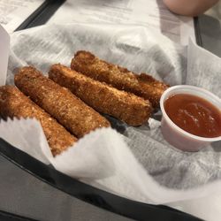 Rathskeller - Mozzarella sticks