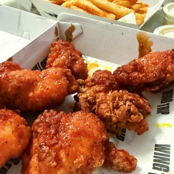 Wonder Central Harlem - boneless wings - hot honey - Food Delivery Services Near Me - New York, New York Wonder Central Harlem - boneless wings - hot honey - Food Delivery Services Near Me - New York, New York