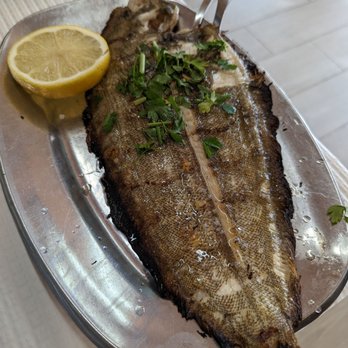 A Tasca Sagres - Mediterranean Near Me - Baleeira, 08