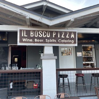 IL Bosco Pizza - Exterior during day - Pizza Near Me - Phoenix, Arizona