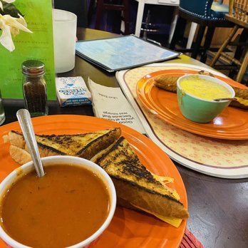 The Cheesy Chick - Vegan Grilled Cheese Tomato Soup - Comfort Food Near Me - Buffalo, New York The Cheesy Chick - Vegan Grilled Cheese Tomato Soup - Comfort Food Near Me - Buffalo, New York