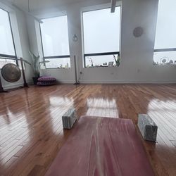 Leela Flow Studio - Yoga studio