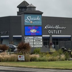 Seaside Outlet Mall - Shipping Center - On Hwy 101