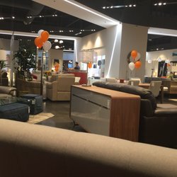 Inspiration Interiors - Aiea - Inside the not so old Lindbergh location. Pic from their grand opening