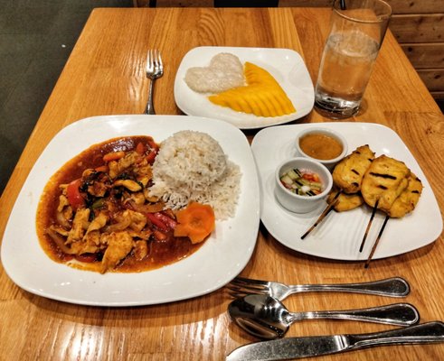 Pattaya Thai Cuisine by null