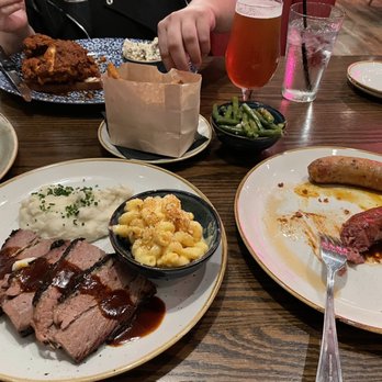 Gus's BBQ - Beef brisket, with sides of garlic mash, and Mac n cheese. - Barbeque Near Me - Porter Ranch, California