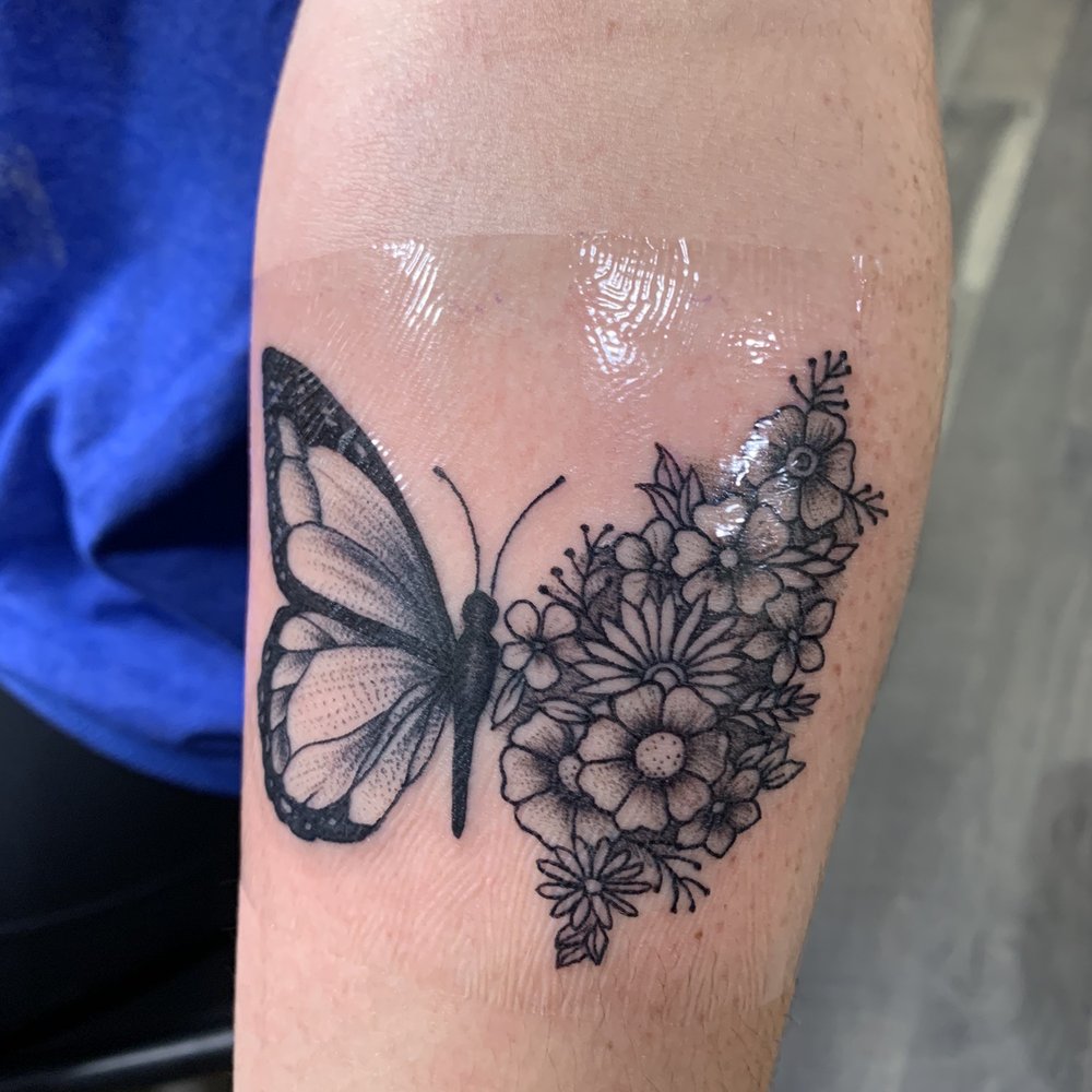 La Familia Tattoo Parlor - My daughters 2nd tattoo by Mystyk. - Tattoo Near Me - Spring, Texas La Familia Tattoo Parlor - My daughters 2nd tattoo by Mystyk. - Tattoo Near Me - Spring, Texas