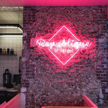 Republique of Coffee - Hipster neon sign - Coffee & Tea Near Me - Paris, 75 Republique of Coffee - Hipster neon sign - Coffee & Tea Near Me - Paris, 75