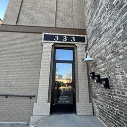 Otto + Grand - Entrance