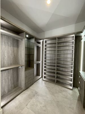 Avanti Closets & Cabinetry
