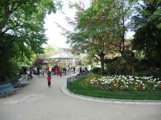 Square du Temple - Elie Wiesel by null