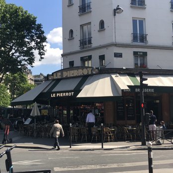 Le Pierrot - Outdoor seating - French Near Me - Paris, 75 Le Pierrot - Outdoor seating - French Near Me - Paris, 75