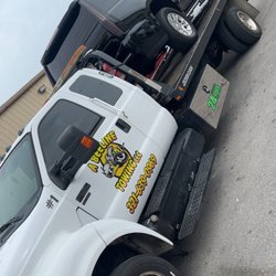 A Beeline Towing