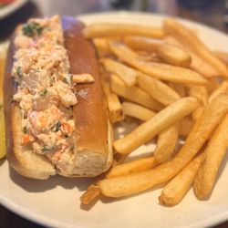 Salty Dog Cafe - Bohicket Roll