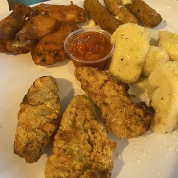 Stuft Pizza - Appetizer platter Buffalo wings, mozz sticks, chicken tenders, knots - Pizza Near Me - Rancho Palos Verdes, California Stuft Pizza - Appetizer platter Buffalo wings, mozz sticks, chicken tenders, knots - Pizza Near Me - Rancho Palos Verdes, California