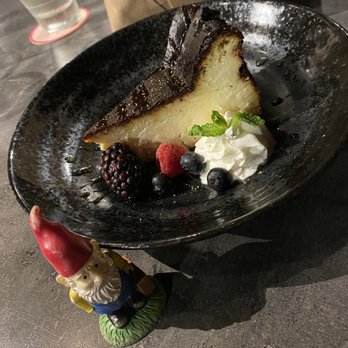 Goen Dining + Bar - Basque cheese cake - Pan Asian Near Me - Kailua, Hawaii