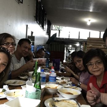 Beegee's Lomi - Filipino Near Me - Marawoy, BTG