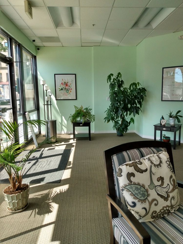 BIO FOOT REFLEXOLOGY AND MASSAGE CENTER Updated October 2024 32 Photos & 39 Reviews 2121 W