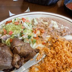 Acapulco Mexican Grill - Carnitas plate
