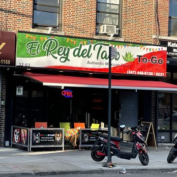 El Rey Del Taco To Go - motorcycles parked on the side of the road - Mexican Near Me - Astoria, New York El Rey Del Taco To Go - motorcycles parked on the side of the road - Mexican Near Me - Astoria, New York