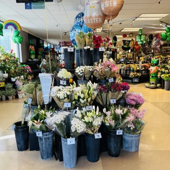 Ralphs - Bouquets - Grocery Near Me - Woodland Hills, California Ralphs - Bouquets - Grocery Near Me - Woodland Hills, California