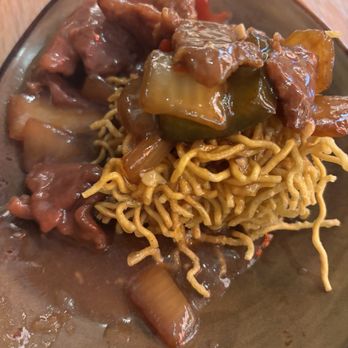 The Marketplace by Fabio Viviani - Crispy noodles. The sauce was really sweet and overpowering. - Buffets Near Me - Cabazon, California The Marketplace by Fabio Viviani - Crispy noodles. The sauce was really sweet and overpowering. - Buffets Near Me - Cabazon, California