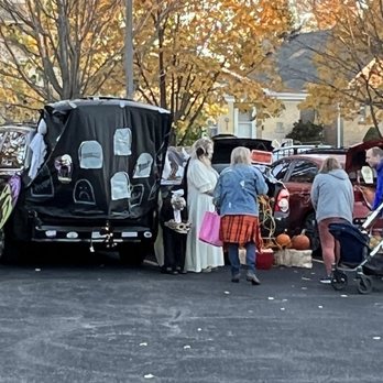 Wintrust Bank - Gladstone Park - Trunk or treat 2022 - Banks & Credit Unions Near Me - Chicago, Illinois Wintrust Bank - Gladstone Park - Trunk or treat 2022 - Banks & Credit Unions Near Me - Chicago, Illinois