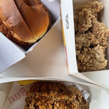 Chicken Bun Bun - 1. Crispy Chicken On Bun, 3. Crispy Chicken Tenders, medium spicy crispy chicken quarter leg - Chicken Wings Near Me - Alhambra, California Chicken Bun Bun - 1. Crispy Chicken On Bun, 3. Crispy Chicken Tenders, medium spicy crispy chicken quarter leg - Chicken Wings Near Me - Alhambra, California