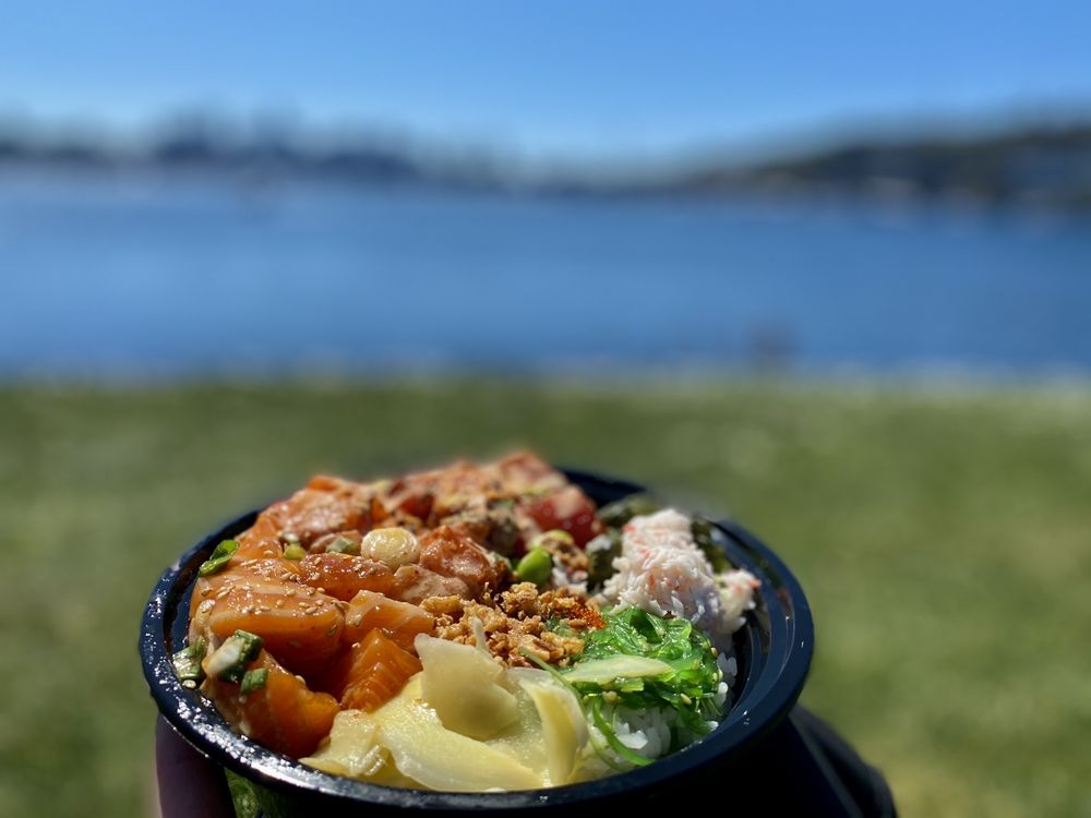 45th Stop N Shop & Poke Bar