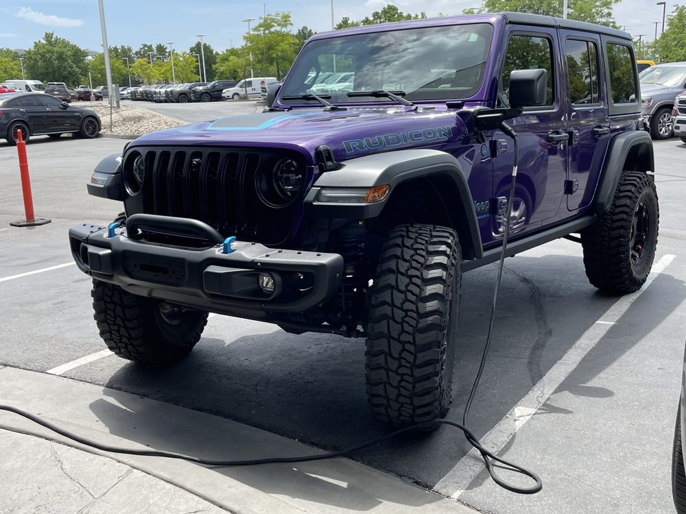 CAR DEAL CLARK 10905 S Auto Mall Dr, Sandy, Utah Used Car Dealers