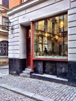 Corner Club Rescued by Sovel by null