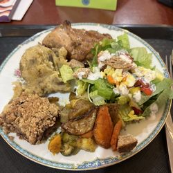 Nest Cafe - Honey Walnut chicken House salad with ranch  Mashed potatoes  Mixed vegetables  Fruit crumble for dessert