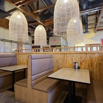 Sushi Masa - Nice booths and light fixtures - Sushi Bars Near Me - Tampa, Florida Sushi Masa - Nice booths and light fixtures - Sushi Bars Near Me - Tampa, Florida