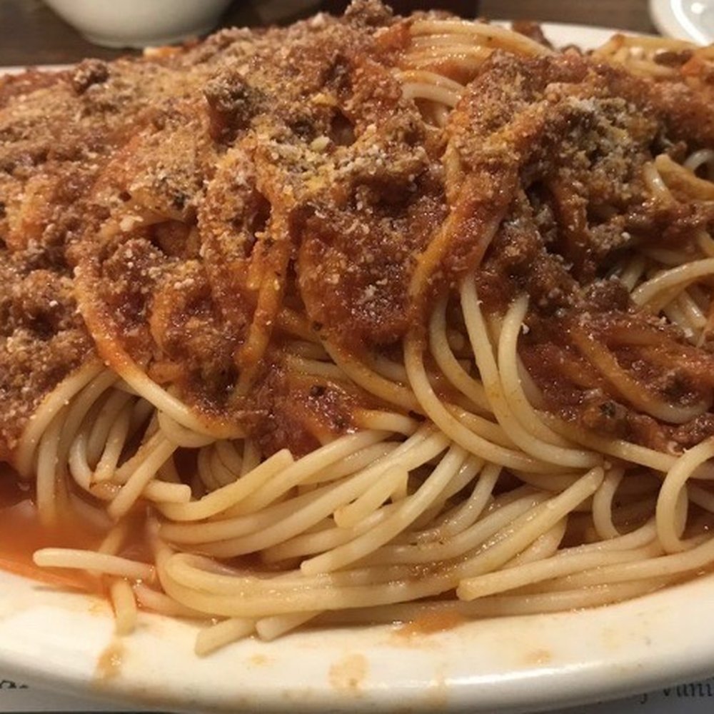 Vince's Spaghetti - Meat sauce spaghetti - Italian Near Me - Ontario, California