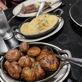 Double Cut Steak House - Mushrooms, garlic mashed potatoes, NY strip - Steakhouses Near Me - Pocono Summit, Pennsylvania Double Cut Steak House - Mushrooms, garlic mashed potatoes, NY strip - Steakhouses Near Me - Pocono Summit, Pennsylvania