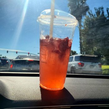 Starbucks - Strawberry Açai Lemonade Refresher - Coffee & Tea Near Me - Rancho Cucamonga, California Starbucks - Strawberry Açai Lemonade Refresher - Coffee & Tea Near Me - Rancho Cucamonga, California