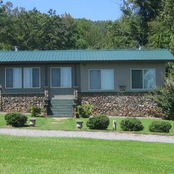 D&E Landing - Baker House Cabin - 2BR, 1.5BA (6 beds)