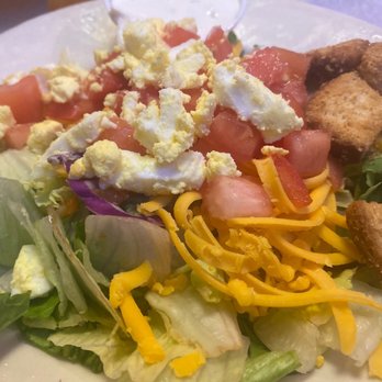 Texas Roadhouse - Great house salad. - Barbeque Near Me - Plattsburgh, New York